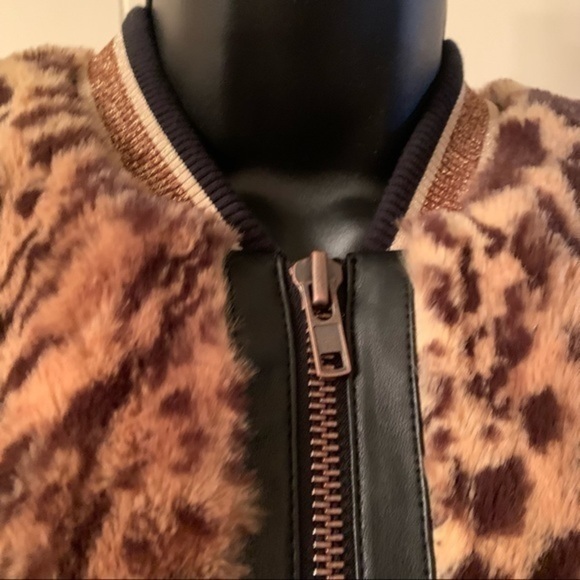 Bailey 44 faux fur leopard bomber jacket - Picture 5 of 12